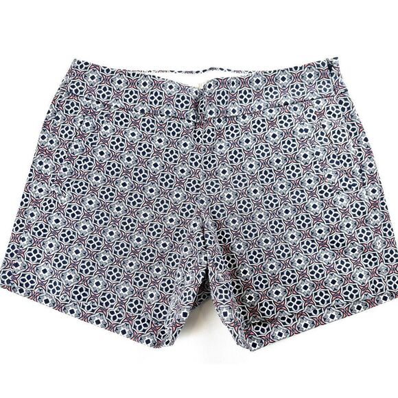 Classy J. Crew 5" Chino Shorts in Medallion Design Sz 0 EUC // Preppy // Summer - Picture 1 of 7